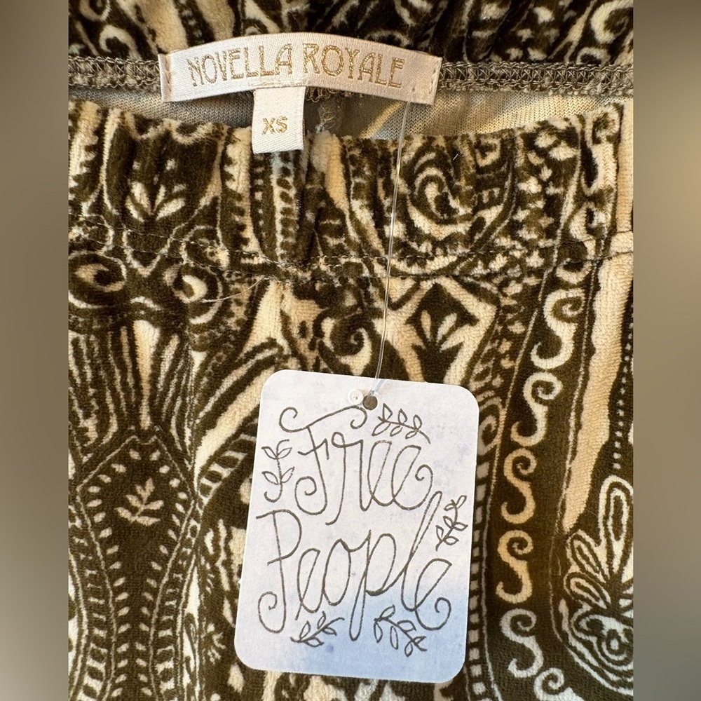 Free People Novella Royale Janis Bell Bottom Flare Velvet Pants NWT - Picture 3 of 10